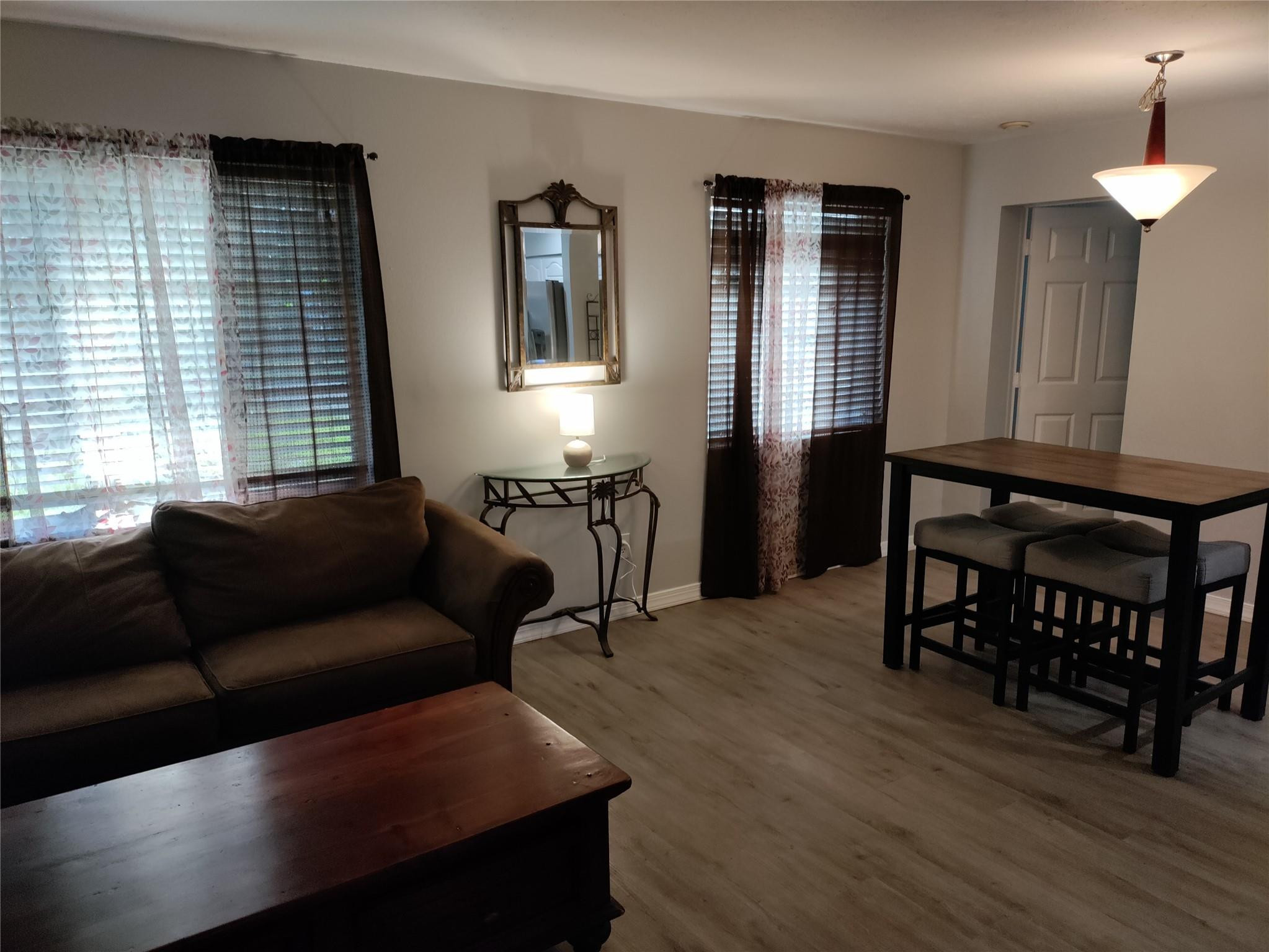 Holeusa Estates - Residential Lease