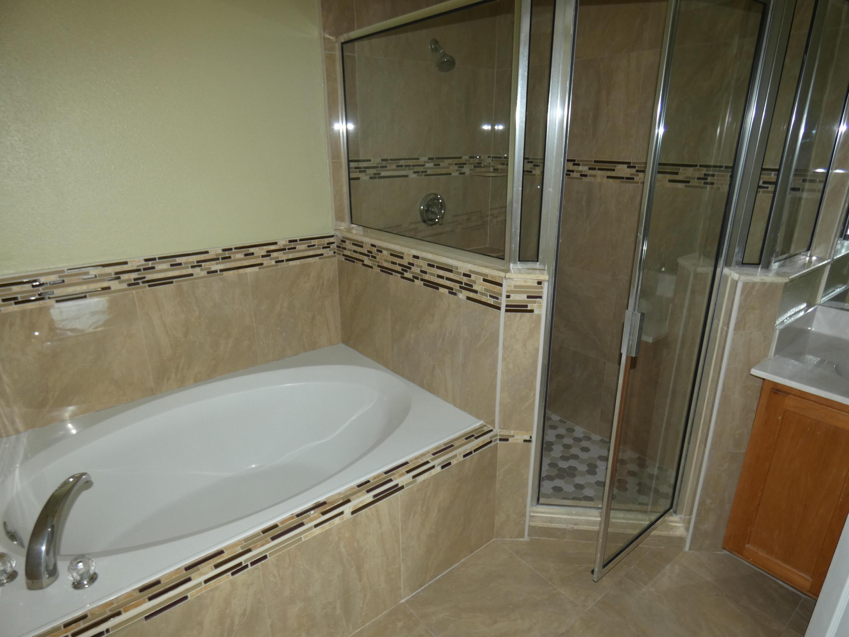 PORT ST LUCIE SECTION 13 - Residential Lease