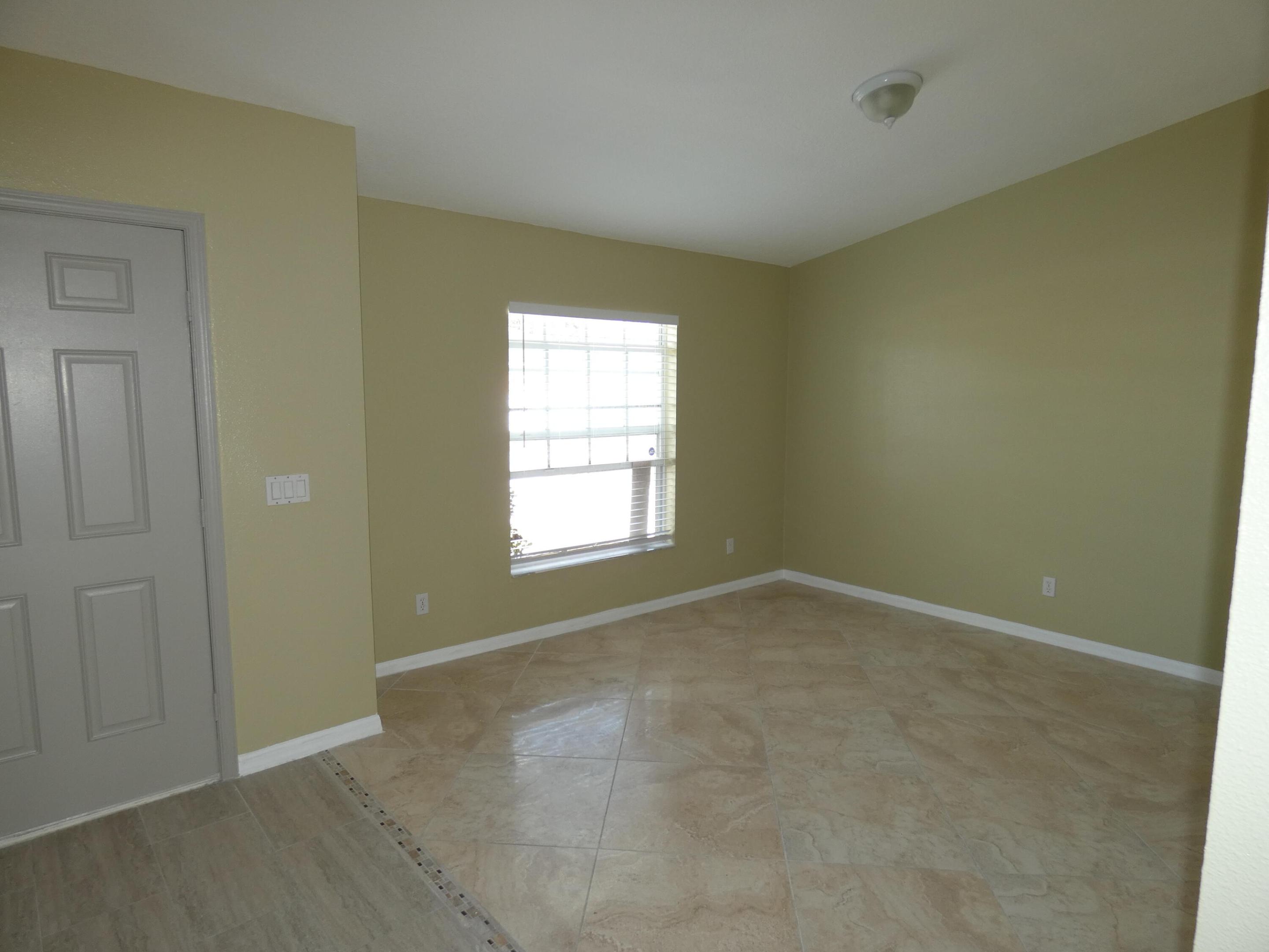 PORT ST LUCIE SECTION 13 - Residential Lease