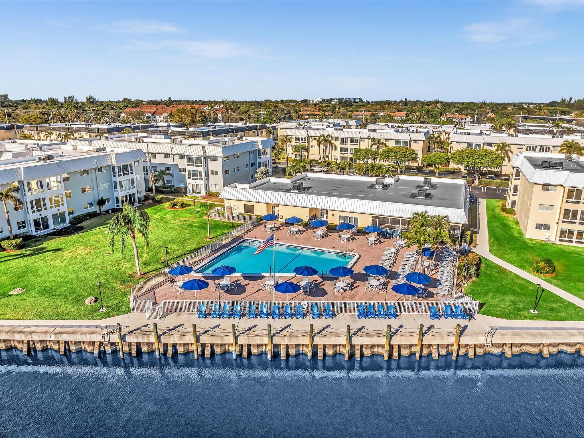 COLONIAL CLUB CONDO SEC 1 - Residential