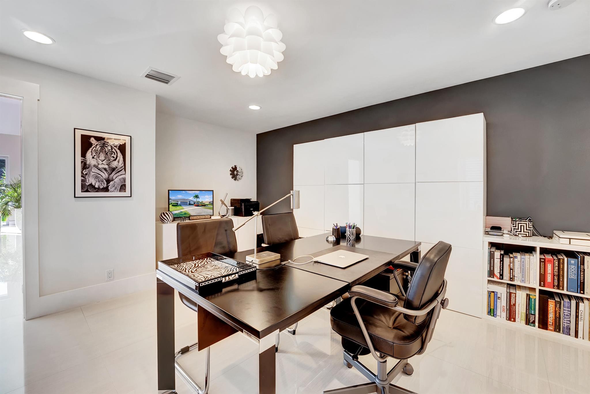 Delaire Country Club - Residential