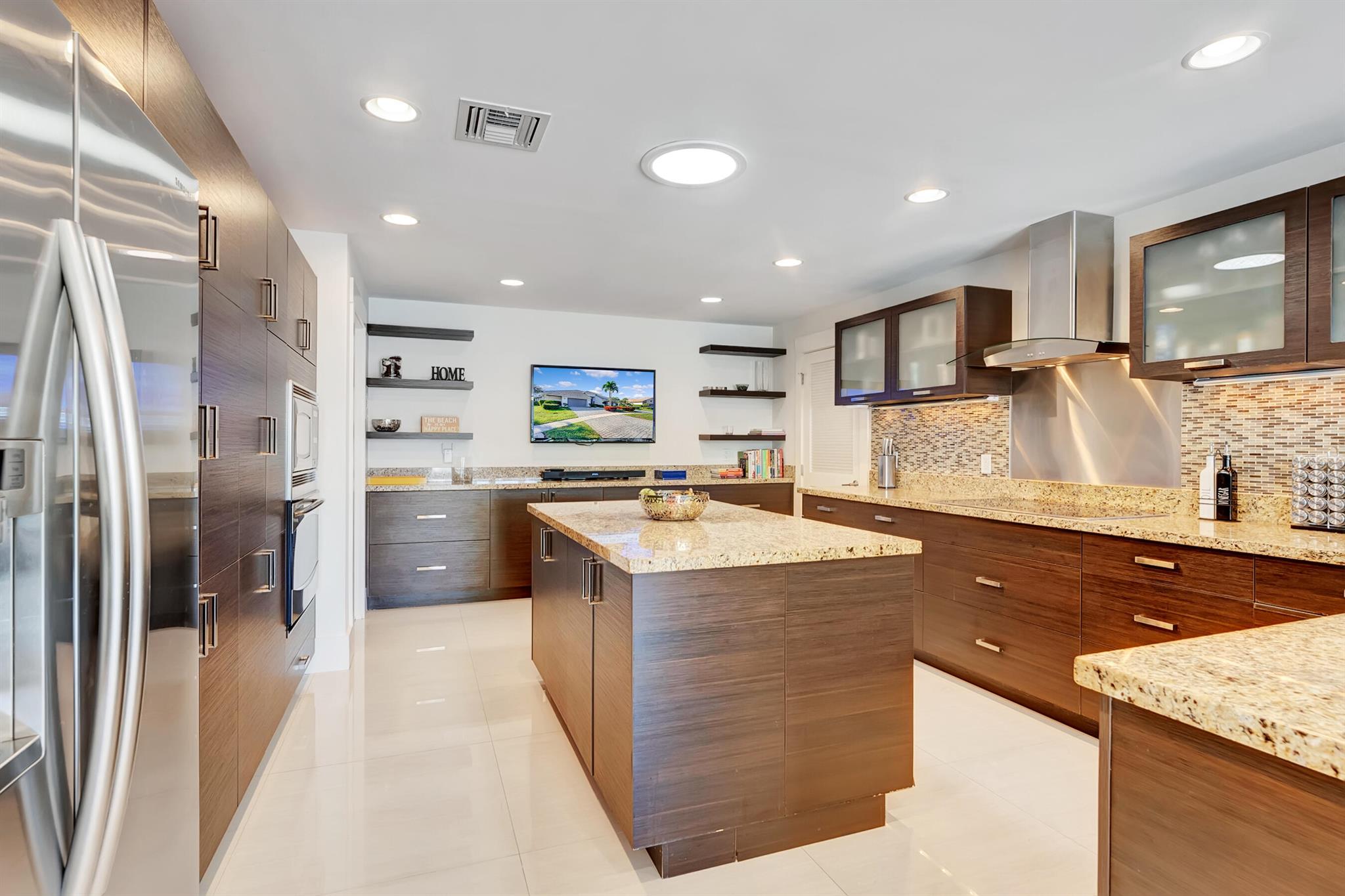 Delaire Country Club - Residential