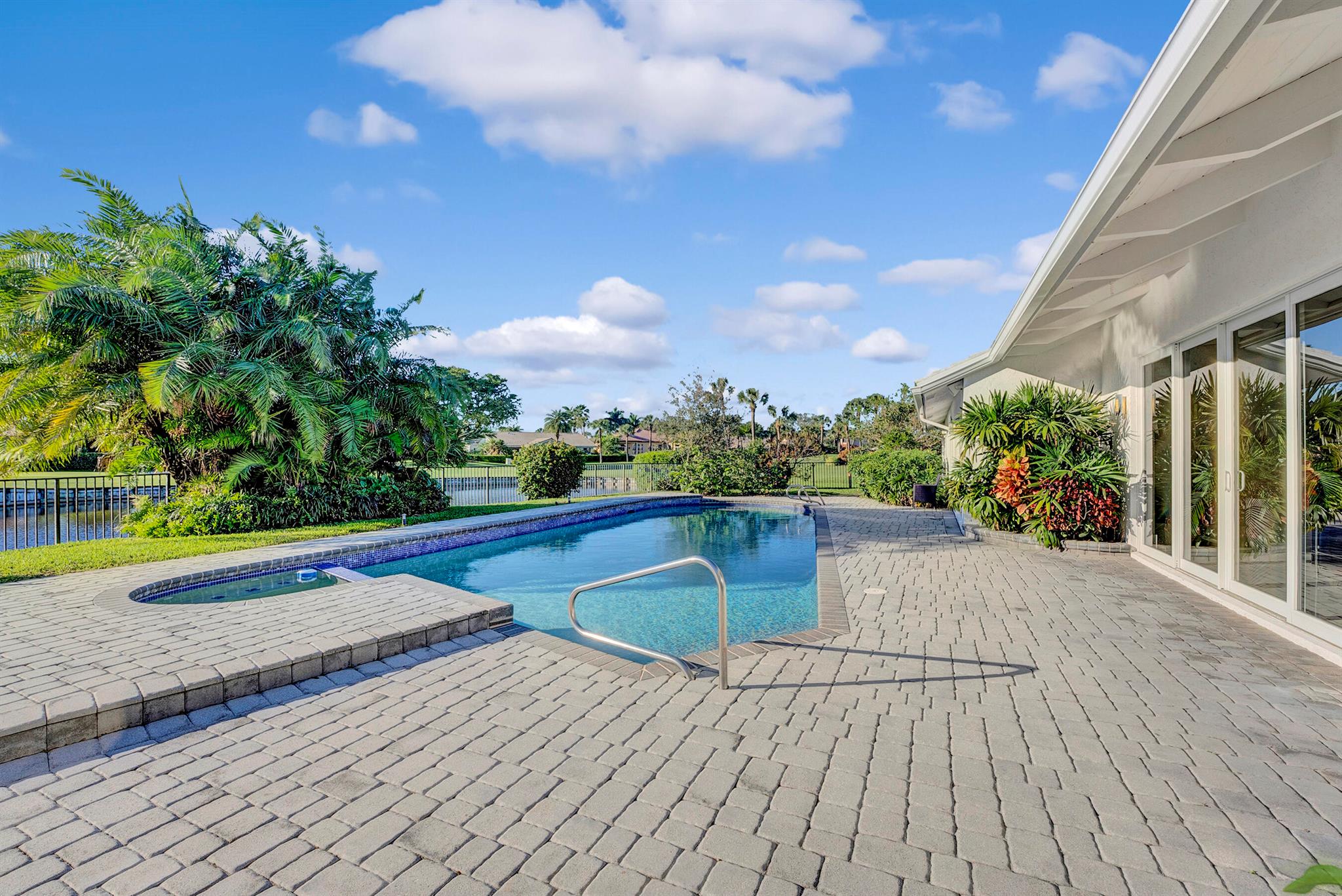 Delaire Country Club - Residential