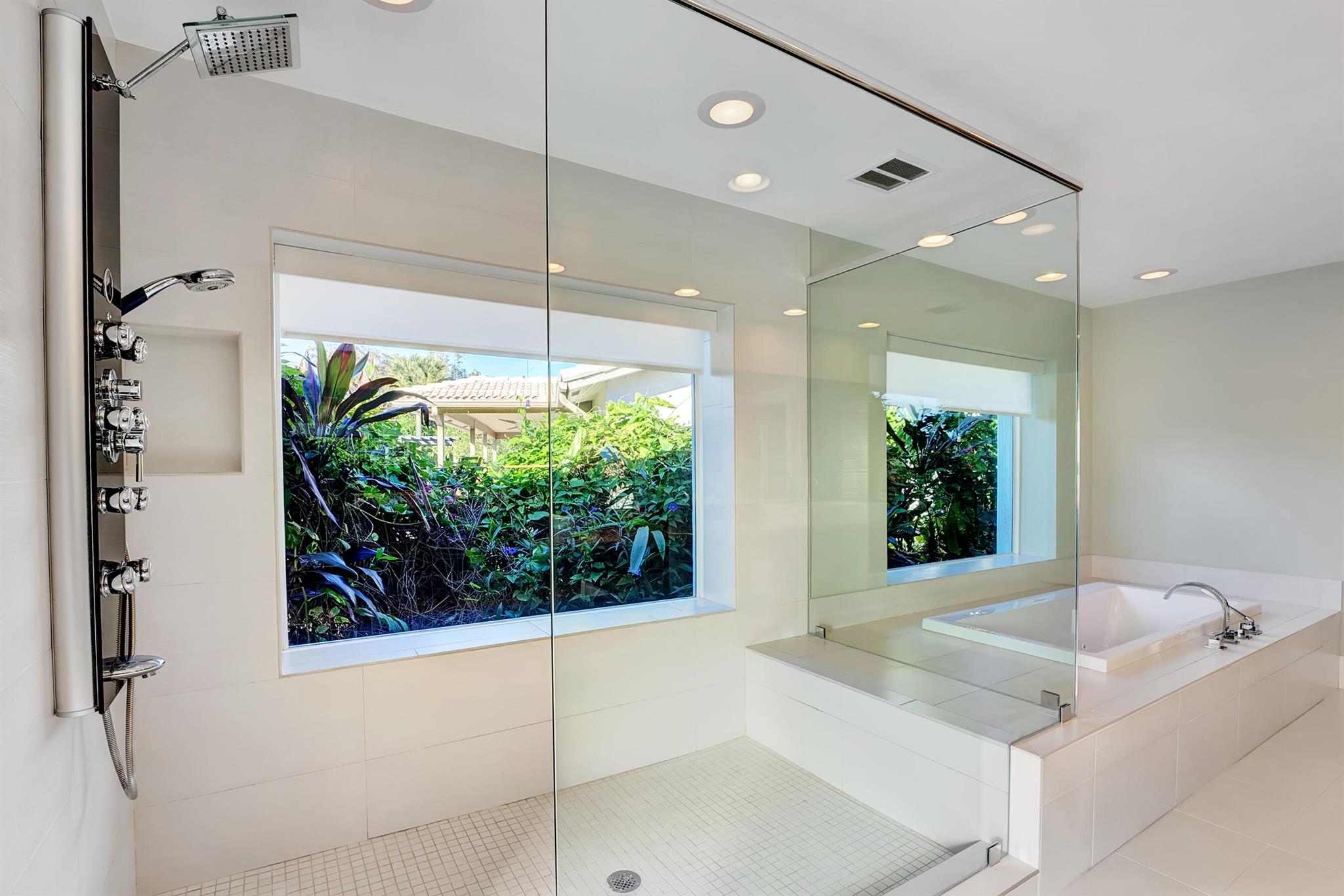 Delaire Country Club - Residential