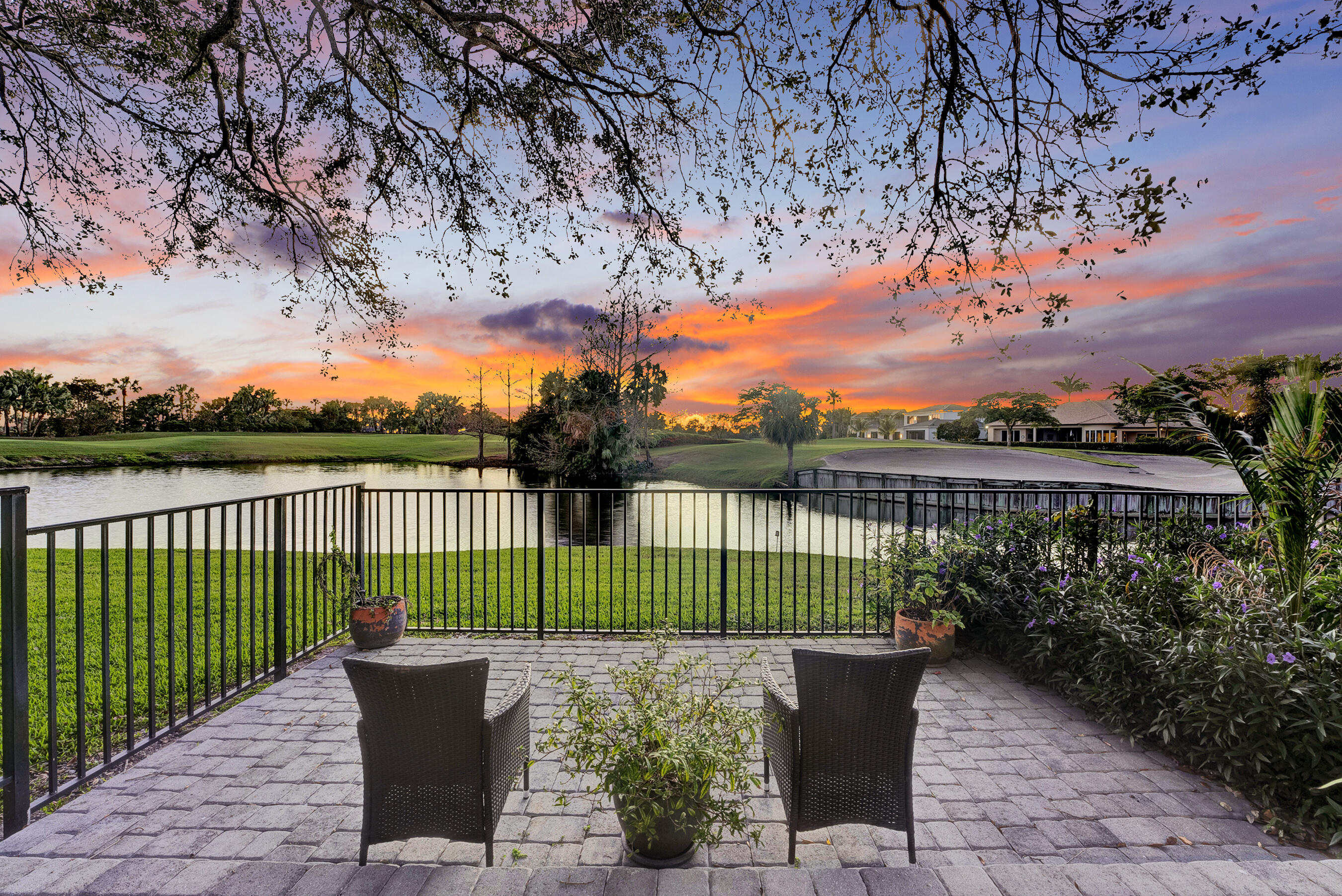 Delaire Country Club - Residential