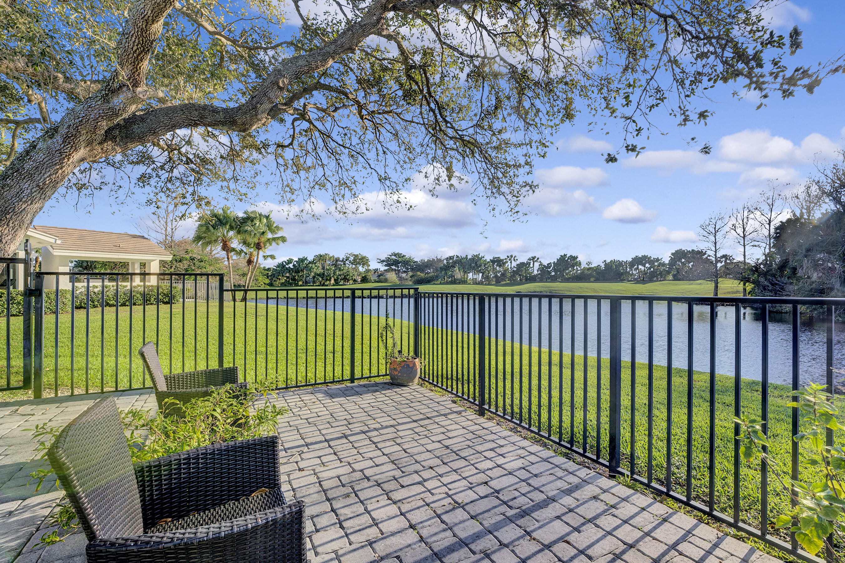 Delaire Country Club - Residential