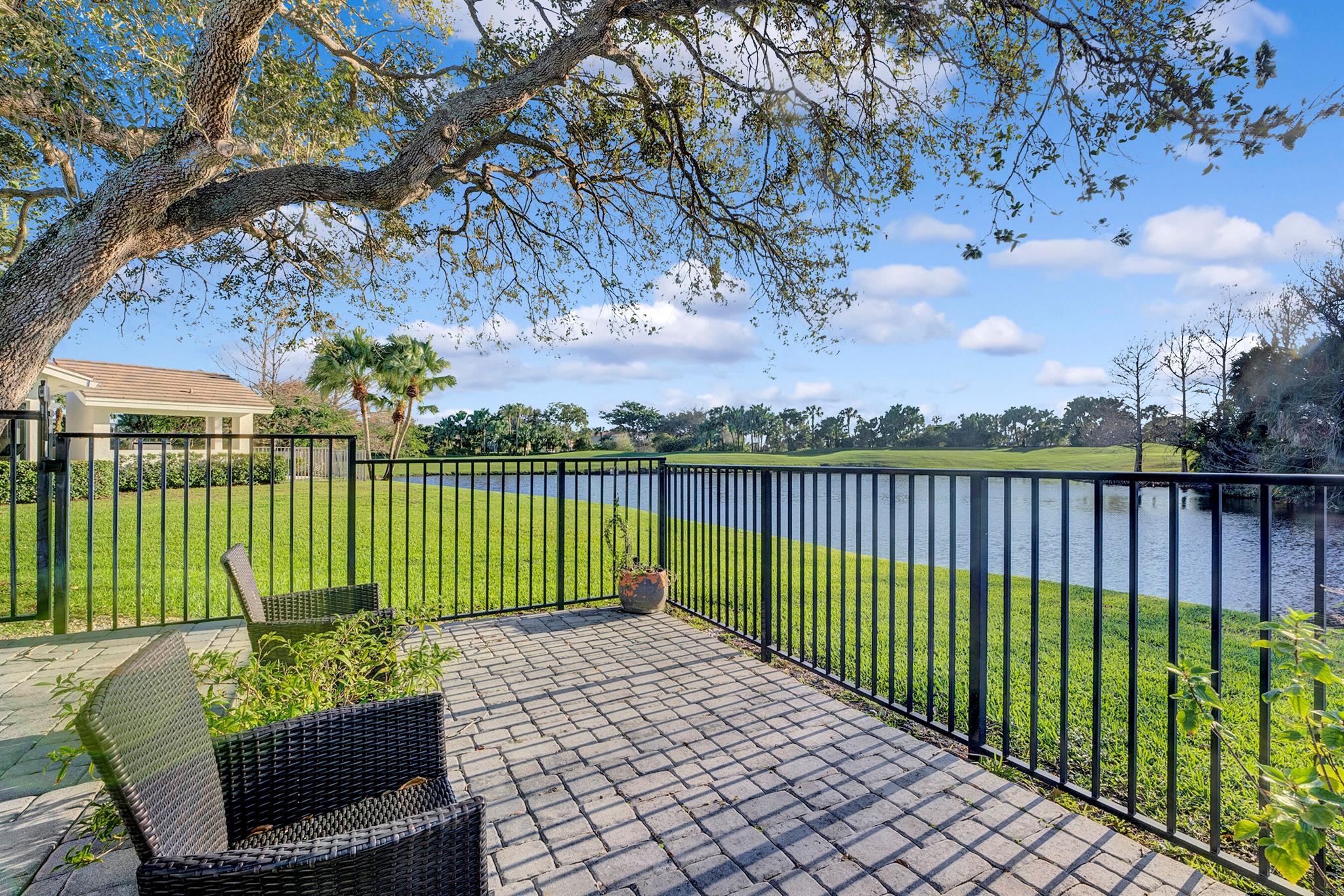 Delaire Country Club - Residential