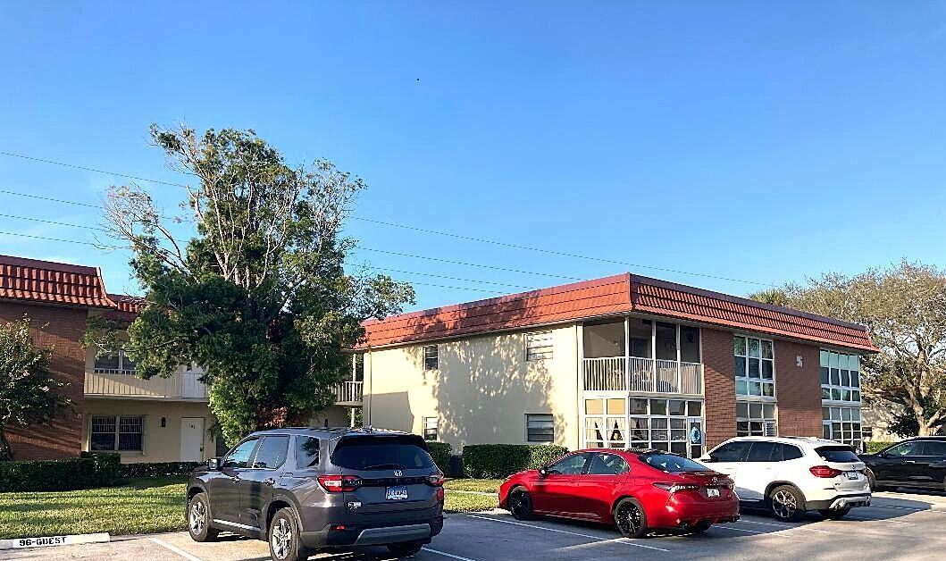 Vista Royale - Residential