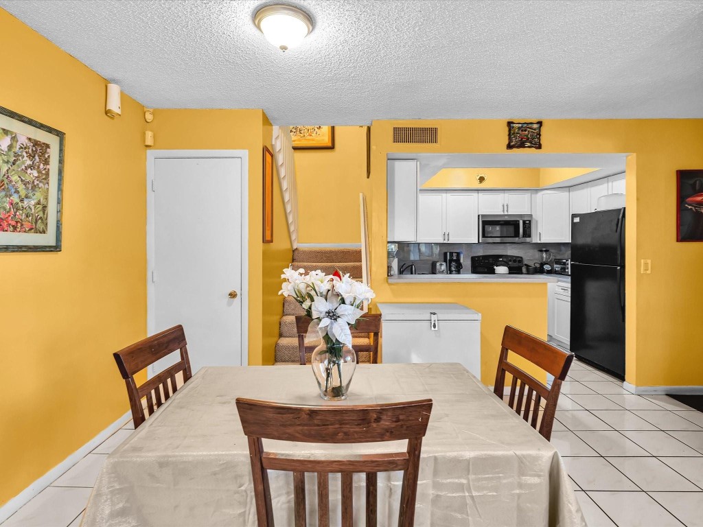 Chateau Wood - Residential