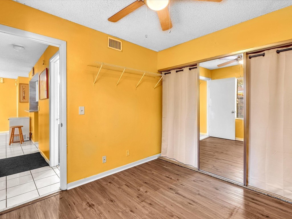 Chateau Wood - Residential