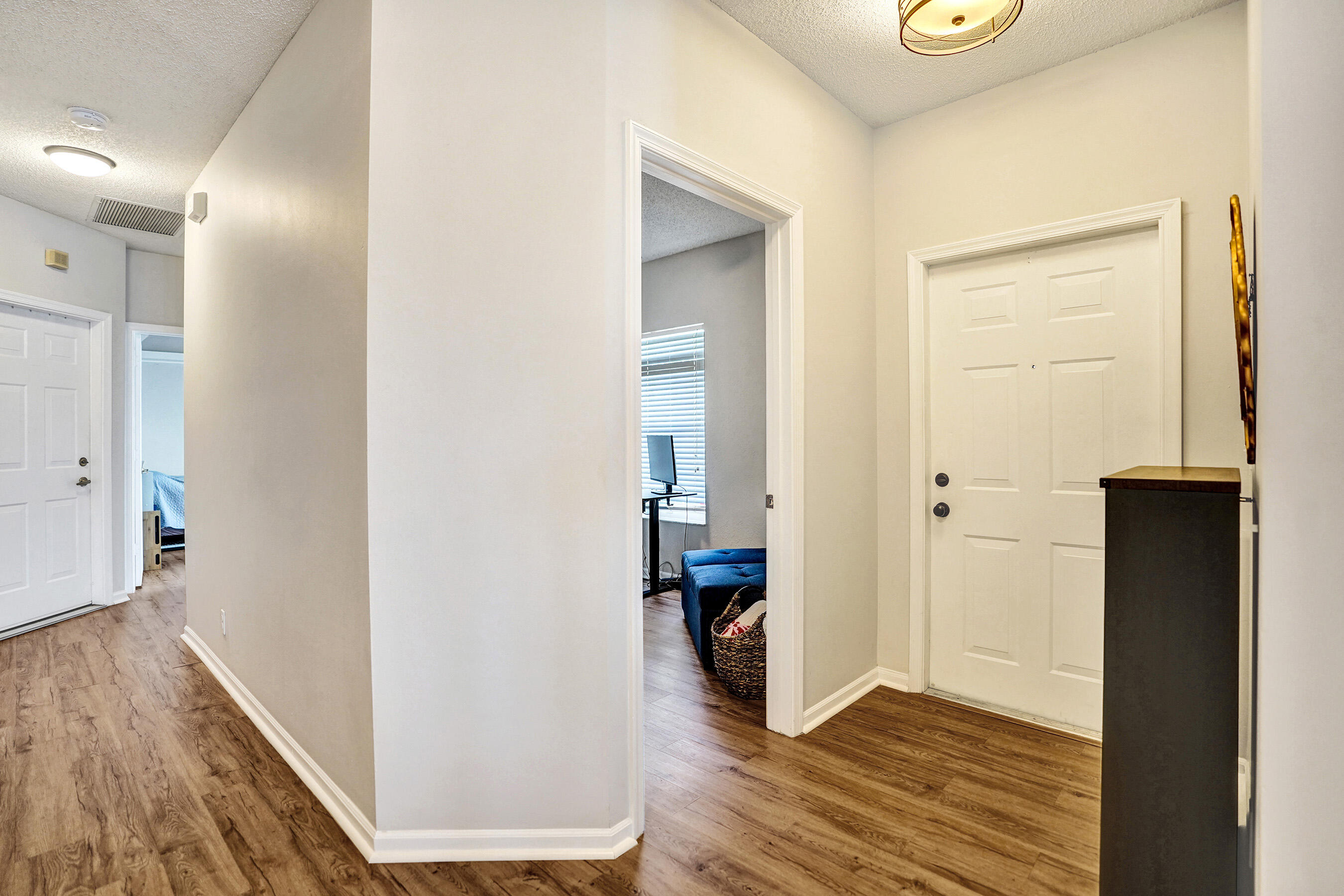 10694 Pelican Drive