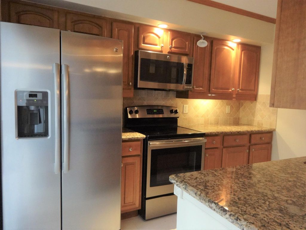 Photo of 1307 13th Court, Jupiter, FL 33477 (MLS # R11083895)