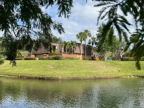 1307 13th Court, Jupiter, FL MLS: R11083895