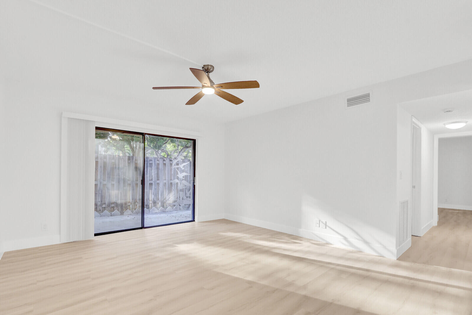 GLENBROOK CONDO - Residential