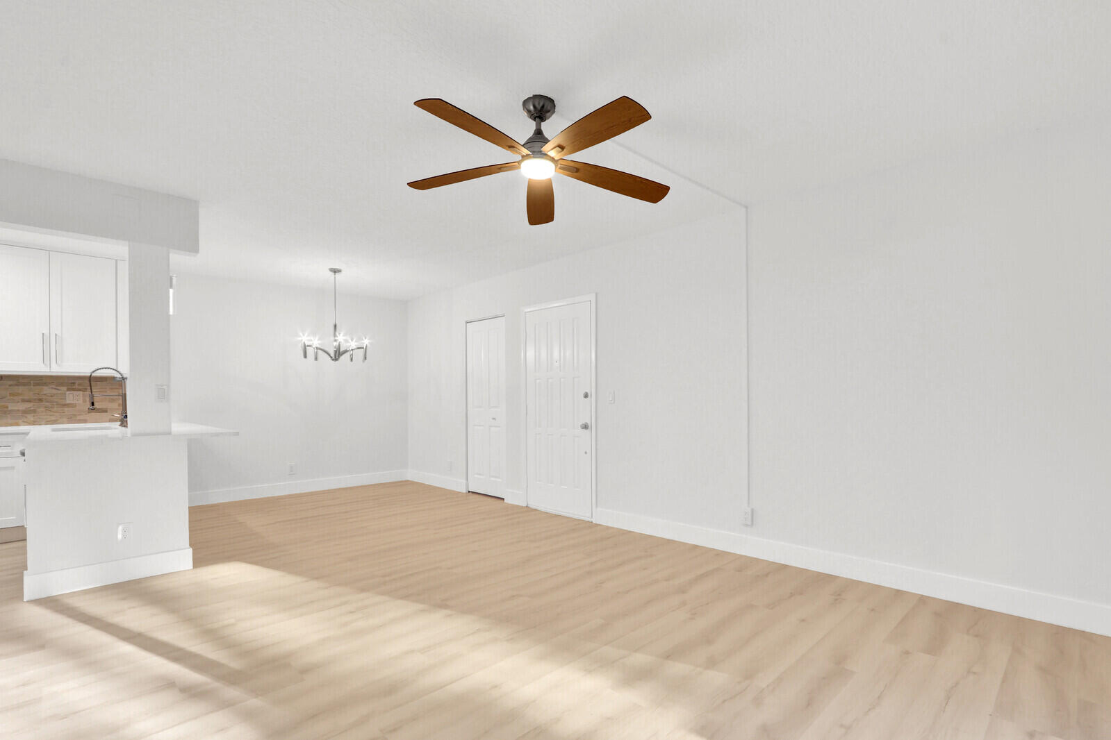 GLENBROOK CONDO - Residential