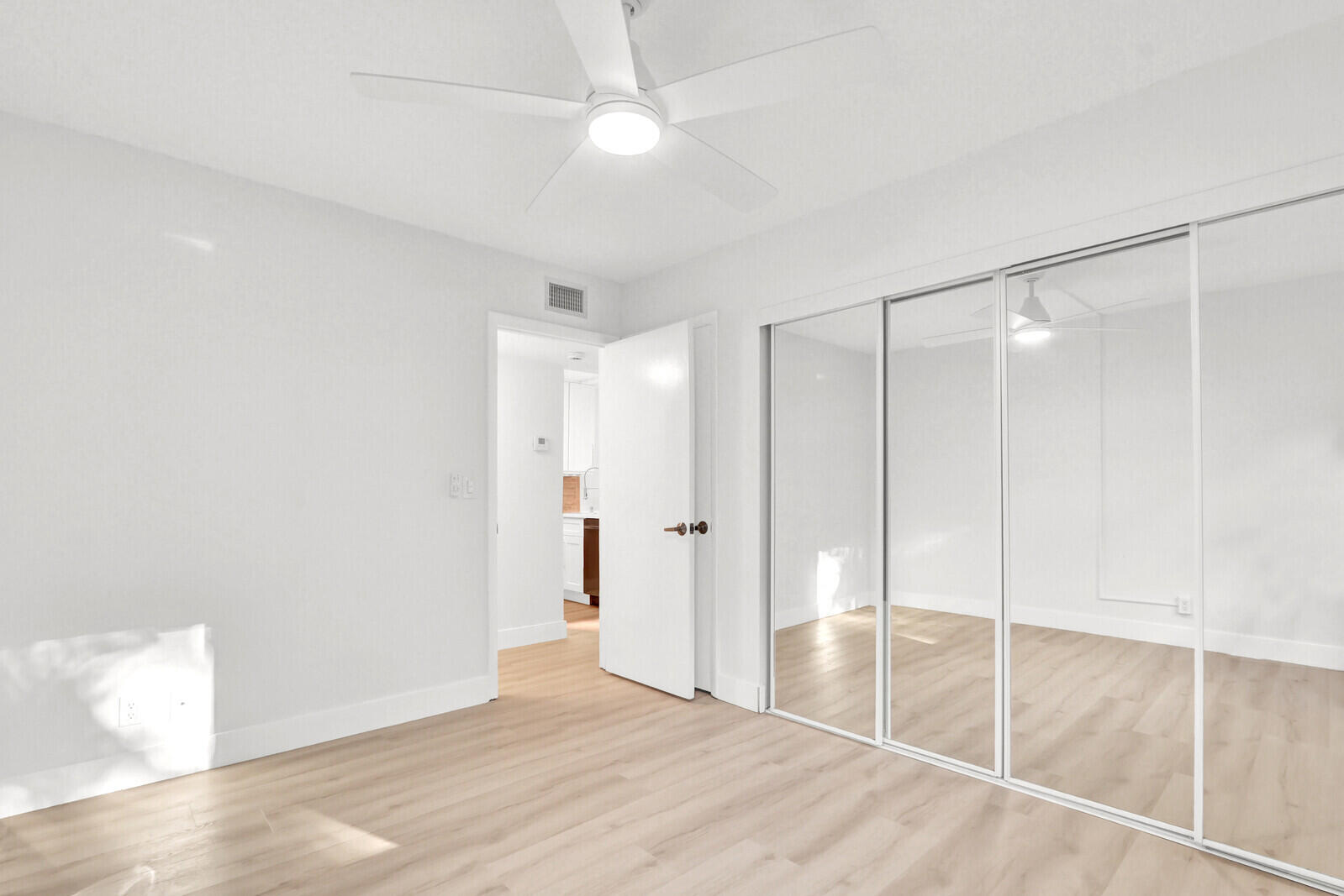 GLENBROOK CONDO - Residential