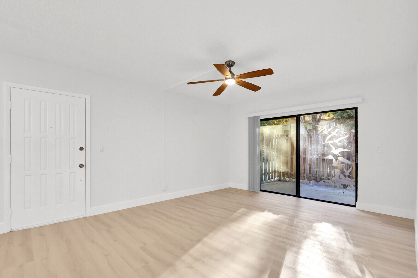 GLENBROOK CONDO - Residential