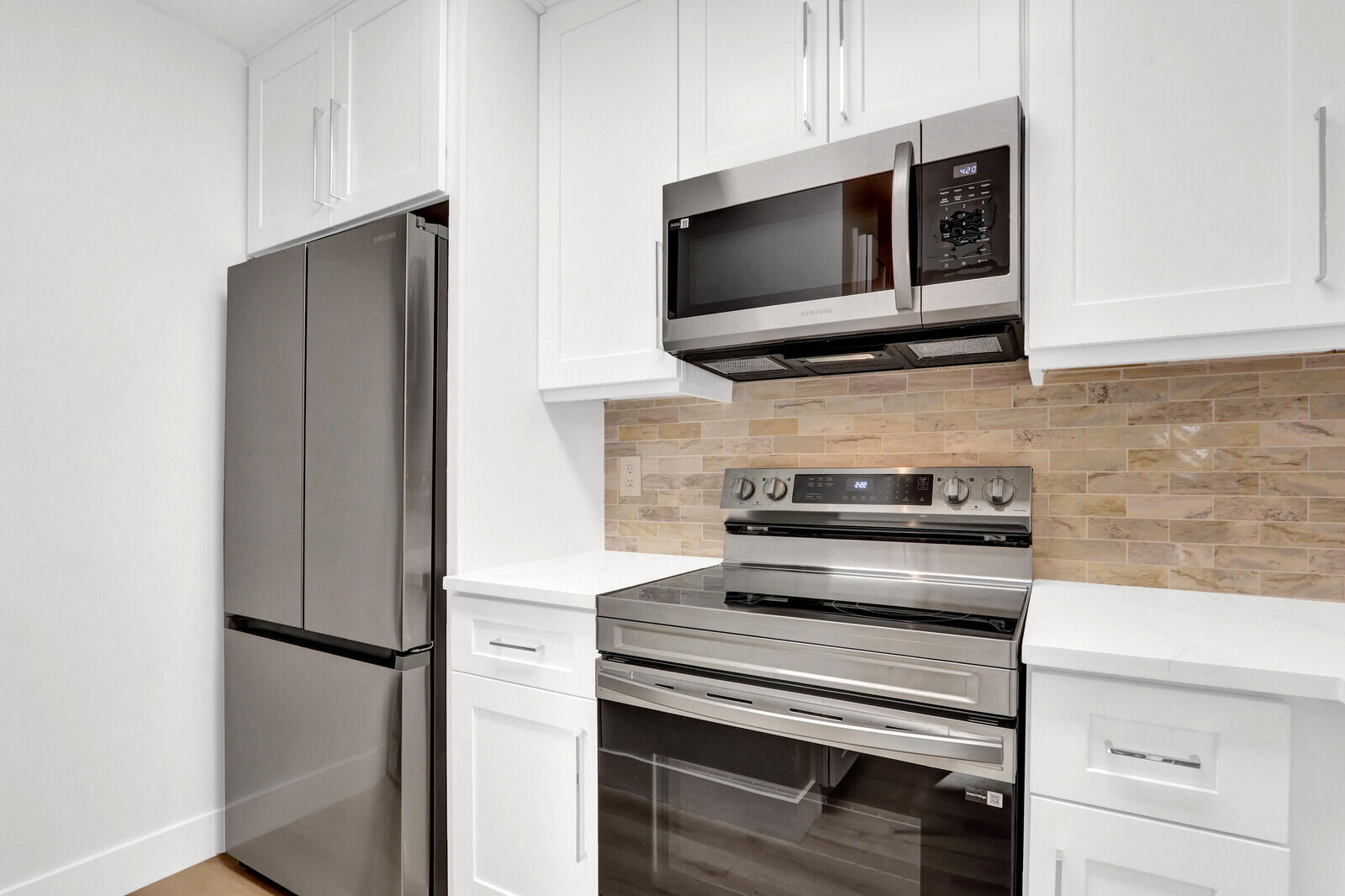 GLENBROOK CONDO - Residential