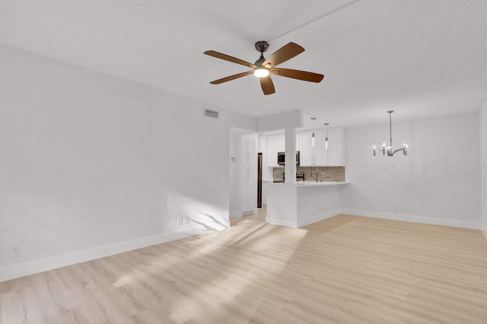 GLENBROOK CONDO - Residential