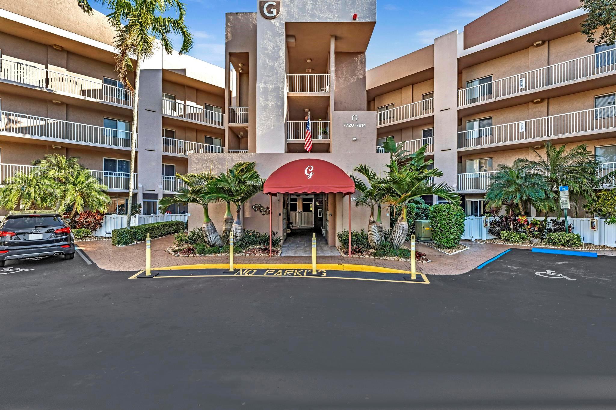 **Show like a model** to paradise in a 2-bed, 2-bath condo with open *Wide Water Views* in the highly desirable Trent community! This unique home offers wood tile flooring and laminate flooring throughout. Gorgeous kitchen with white cabinets & upgraded countertop. Stainless still appliances. Rare find 12ft ceiling. It has a magnificent open layout & a lovely split floorplan. Light & bright, Amazing large sliding doors stack away to enhance the private view of the stunning private water view. Show immaculate. Just bring your suitcase. Enjoy the amenities of the Kings Point Community: A State-of-the-Art Performing Arts Theater, A courtesy Shuttle, Indoor & Outdoor Pools, a Gym, a Clubhouse, a Pickle Ball, Tennis Courts, & Billiard Room. Clubhouse, shuffleboard, tennis courts.