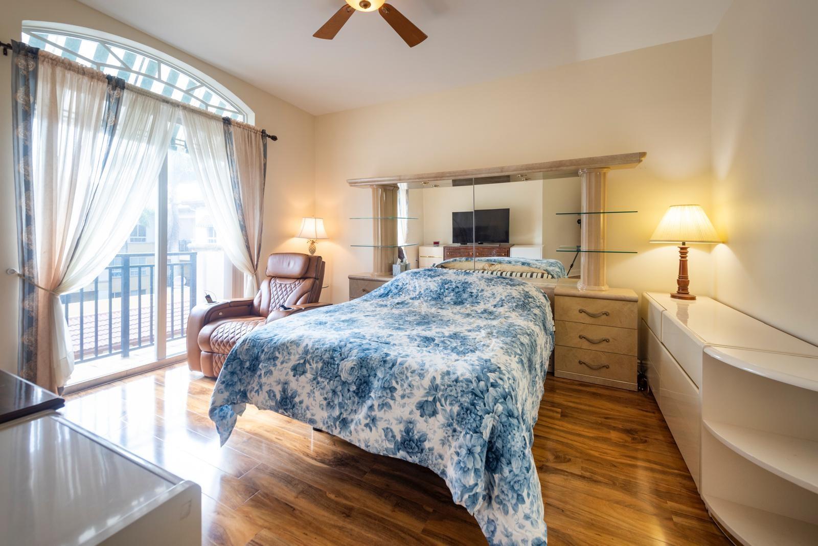 Palms at Weston - Residential