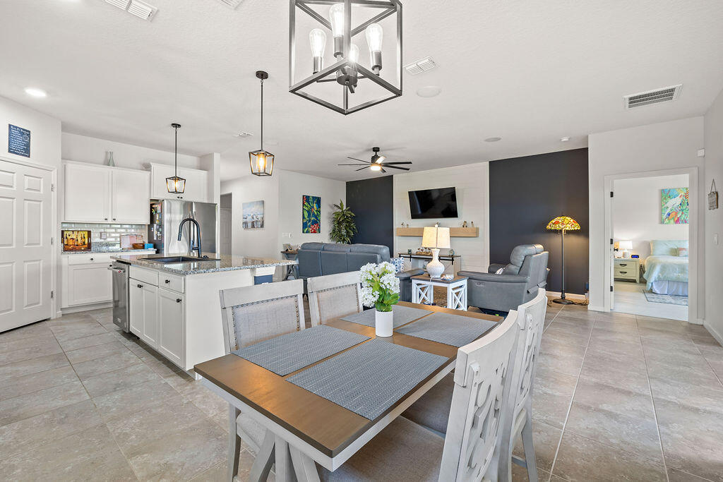 COVE AT FALCON TRACE - Residential