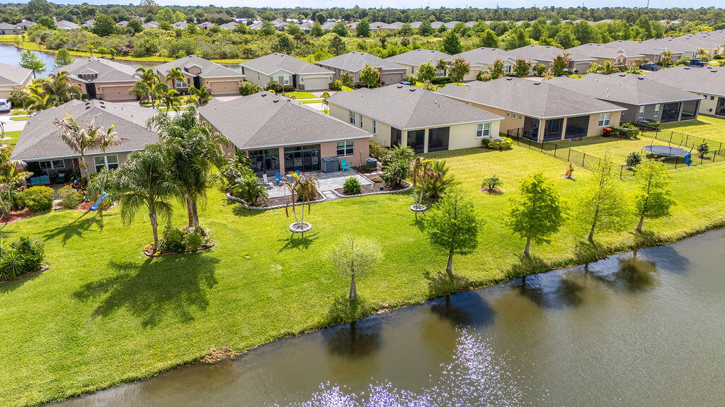 COVE AT FALCON TRACE - Residential