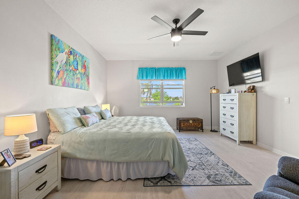 COVE AT FALCON TRACE - Residential