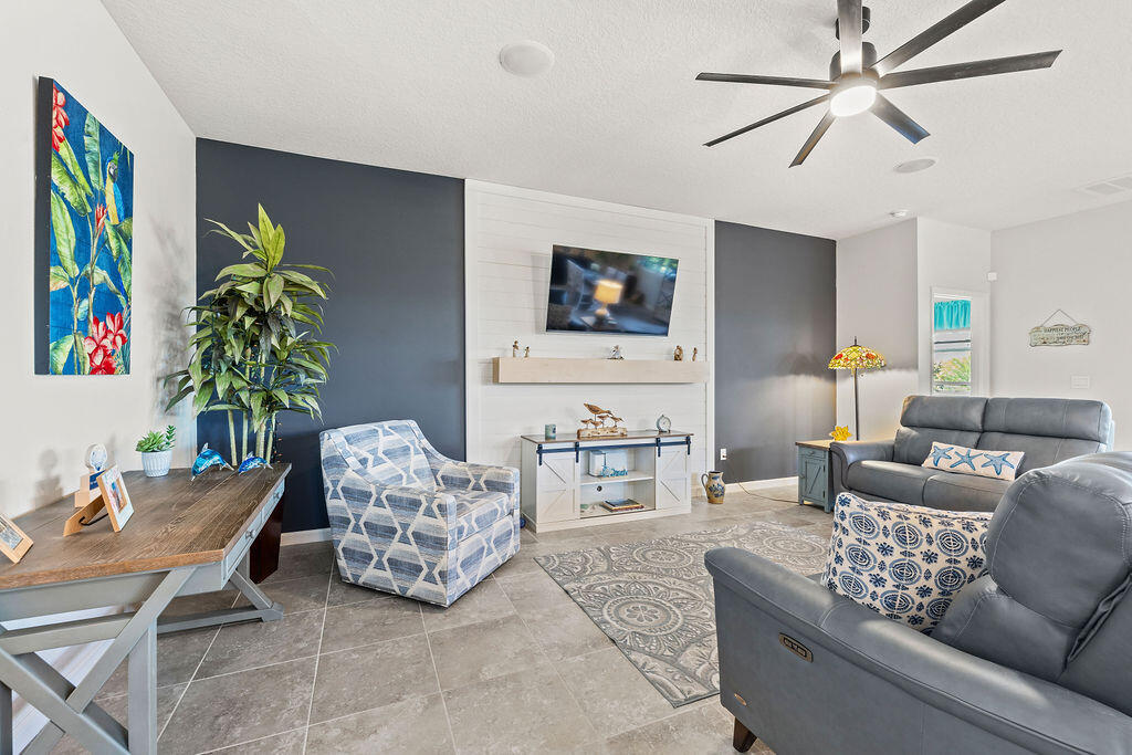 COVE AT FALCON TRACE - Residential