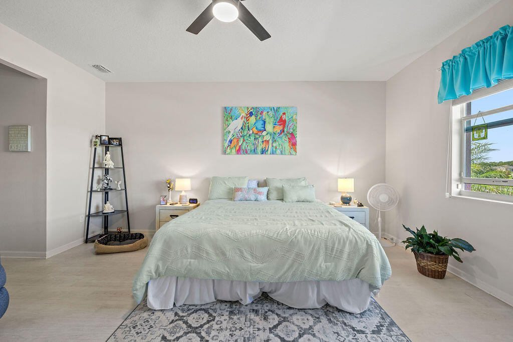 COVE AT FALCON TRACE - Residential