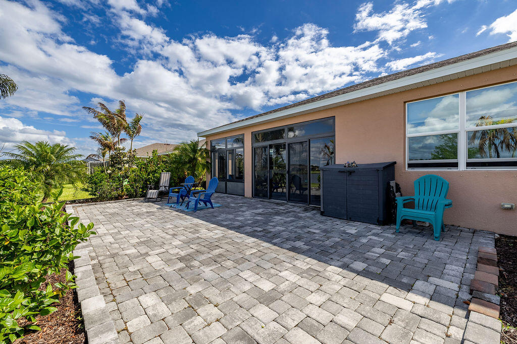 COVE AT FALCON TRACE - Residential