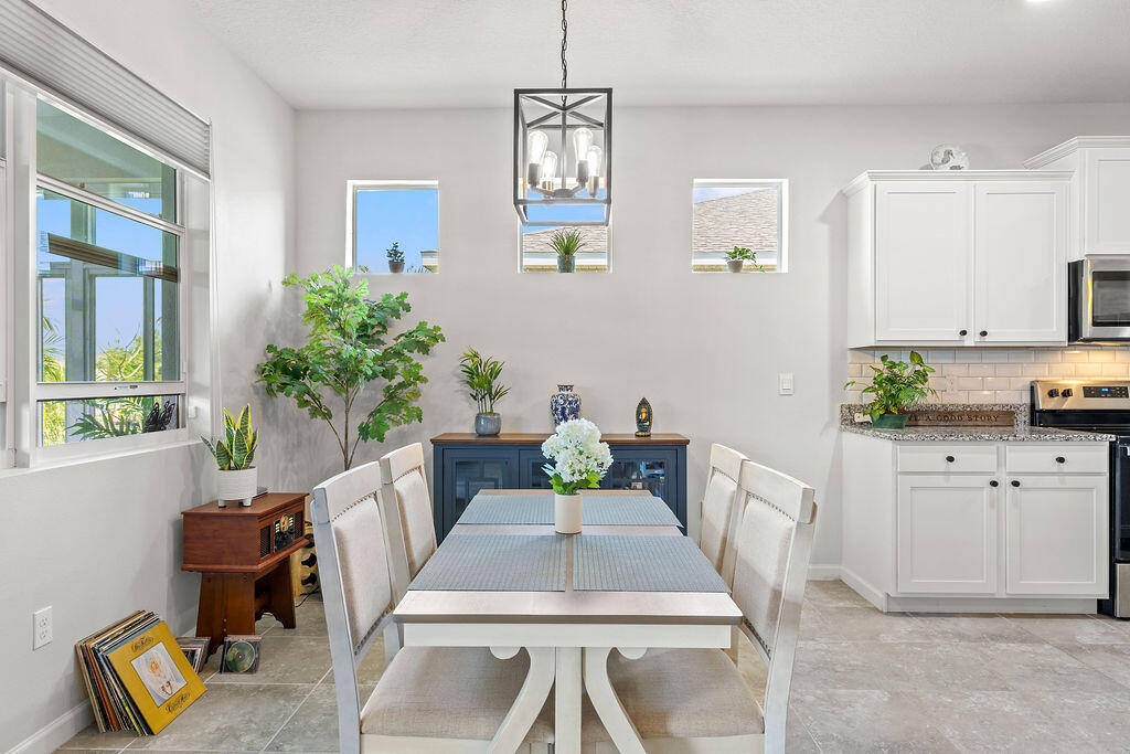 COVE AT FALCON TRACE - Residential