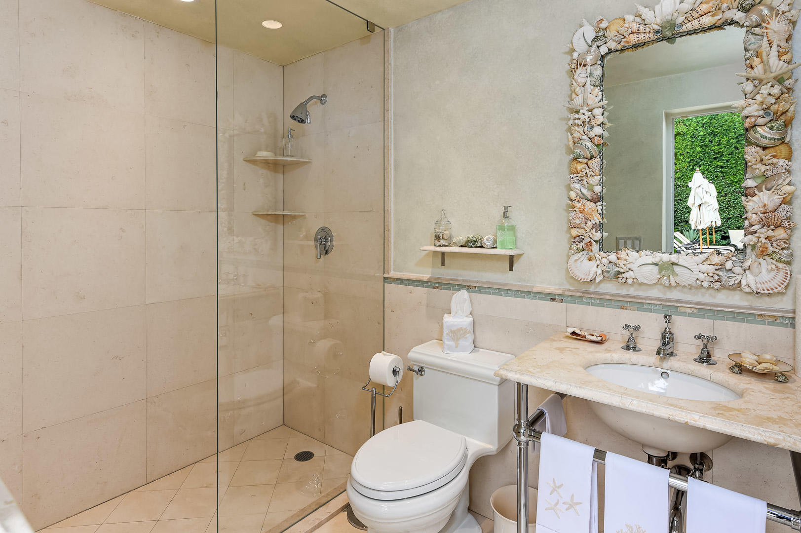 PRIMAVERA ESTATES (LAKE FRONT) - Residential