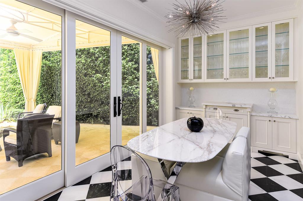 PRIMAVERA ESTATES (LAKE FRONT) - Residential