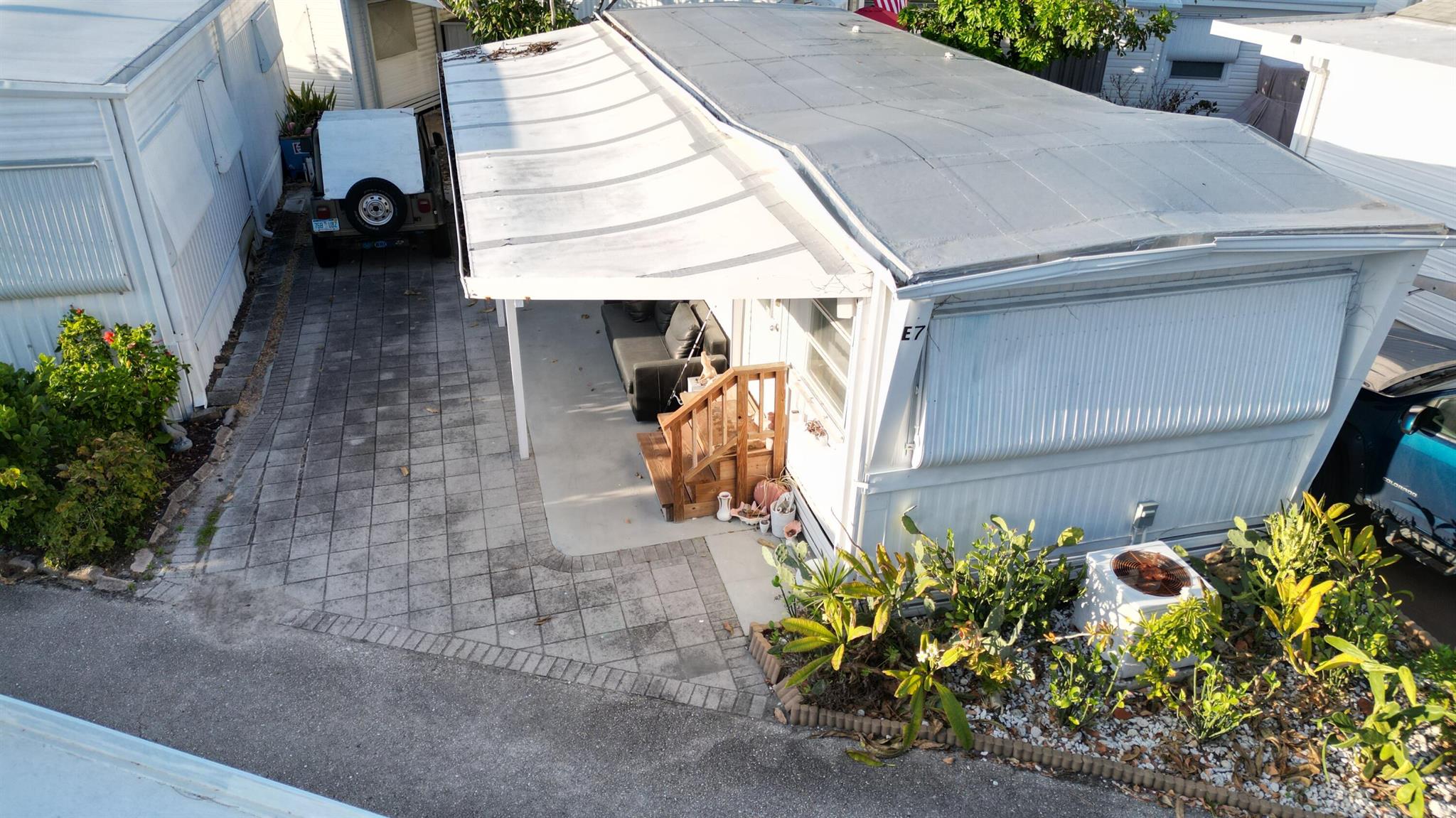 This is a great unit in Briny Breezes featuring a large driveway which is very unique for the units on the east side. This unit boasts 35 shares of stock and sits just 7 units from your private beach. Do not miss this opportunity to live the beach life in sunny south Florida. There is no place like Briny Breezes.