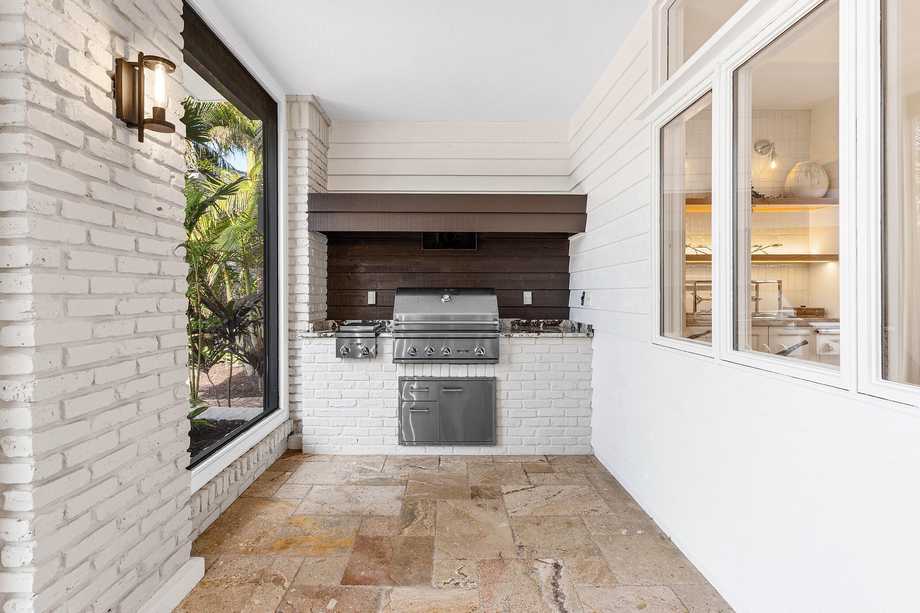 SAILFISH POINT - Residential