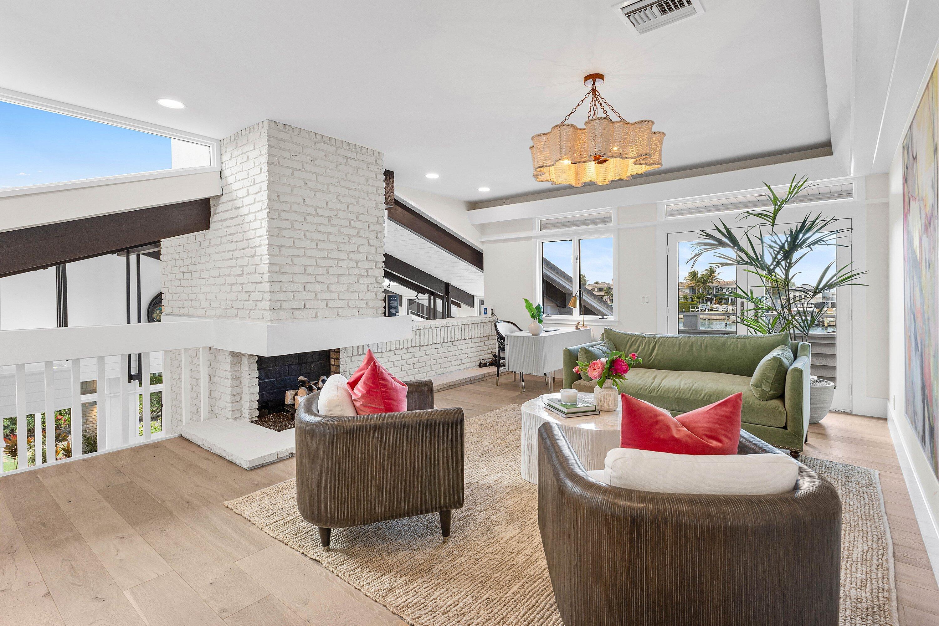 SAILFISH POINT - Residential