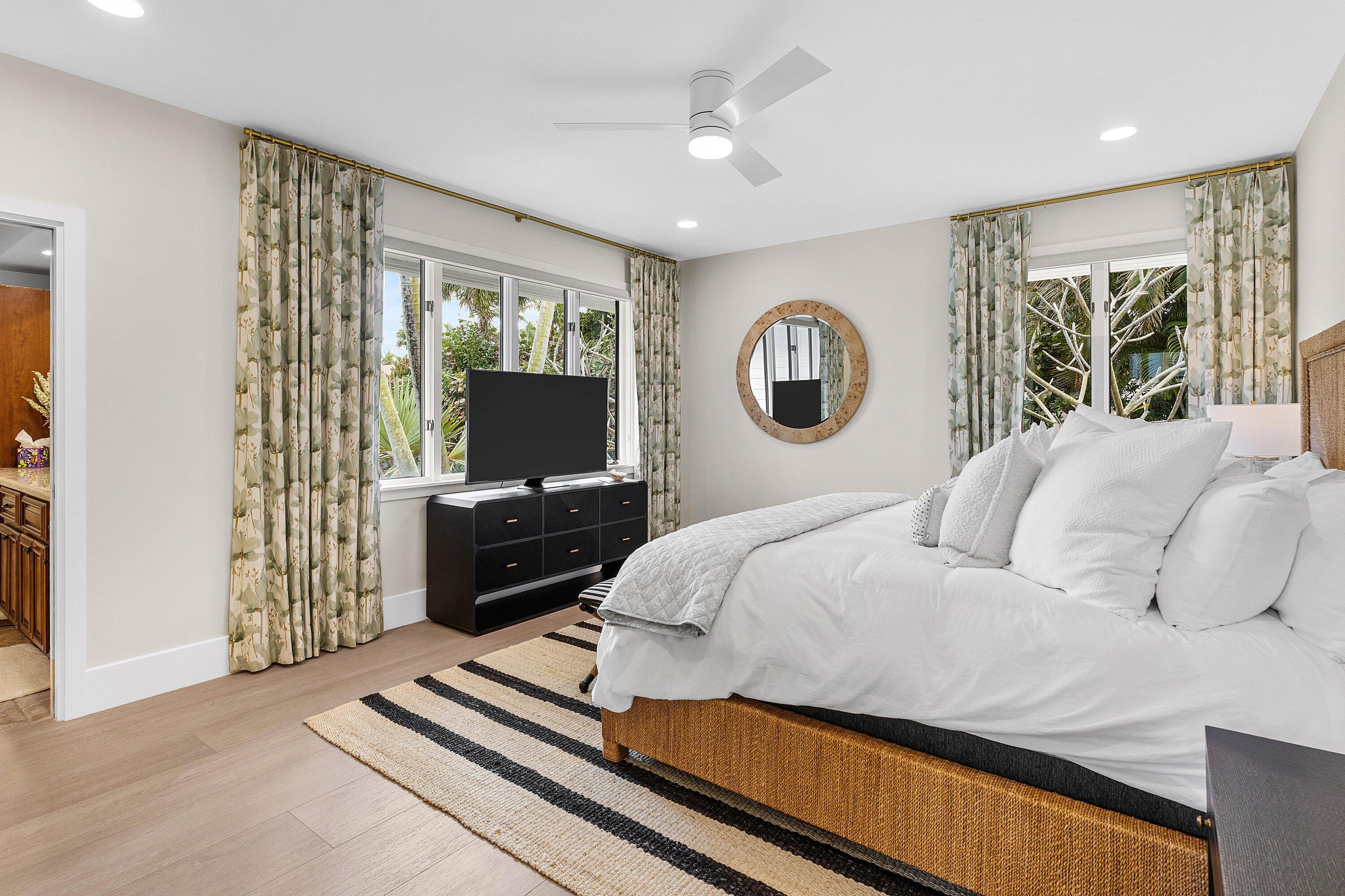 SAILFISH POINT - Residential