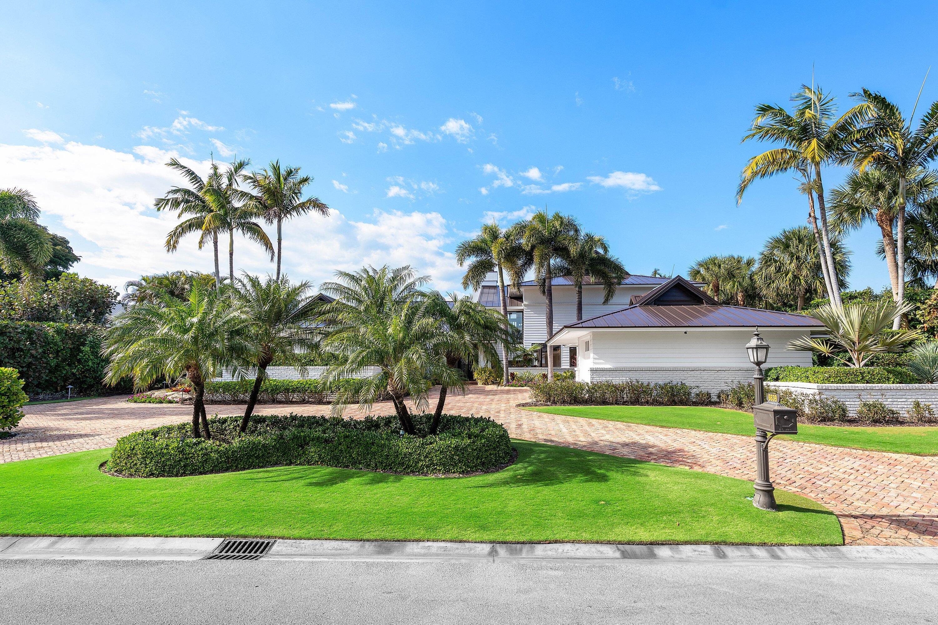 SAILFISH POINT - Residential