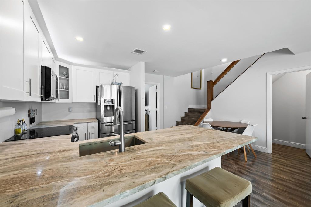 Photo of 1320 Cypress Way W, Palm Springs, FL 33406 (MLS # R11130578)