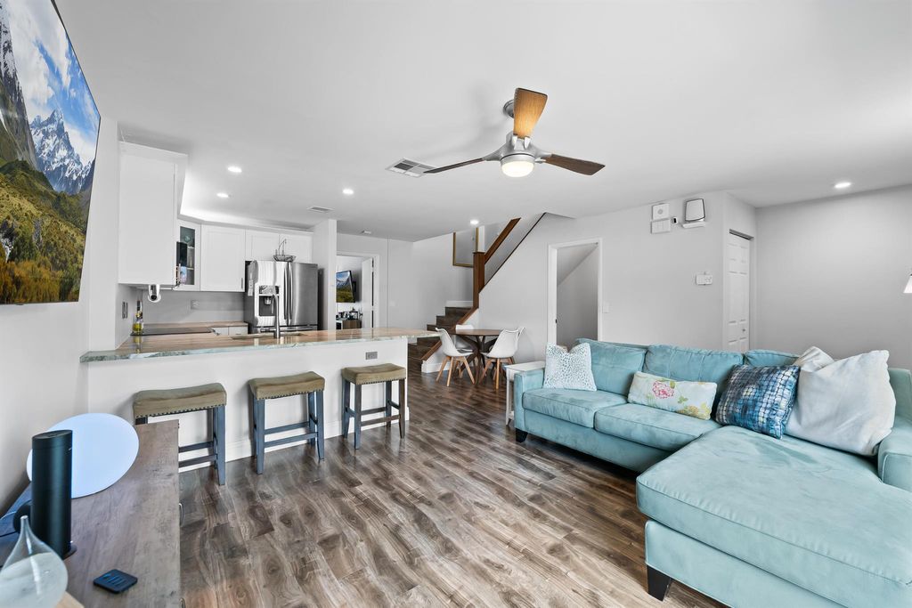 Photo of 1320 Cypress Way W, Palm Springs, FL 33406 (MLS # R11130578)