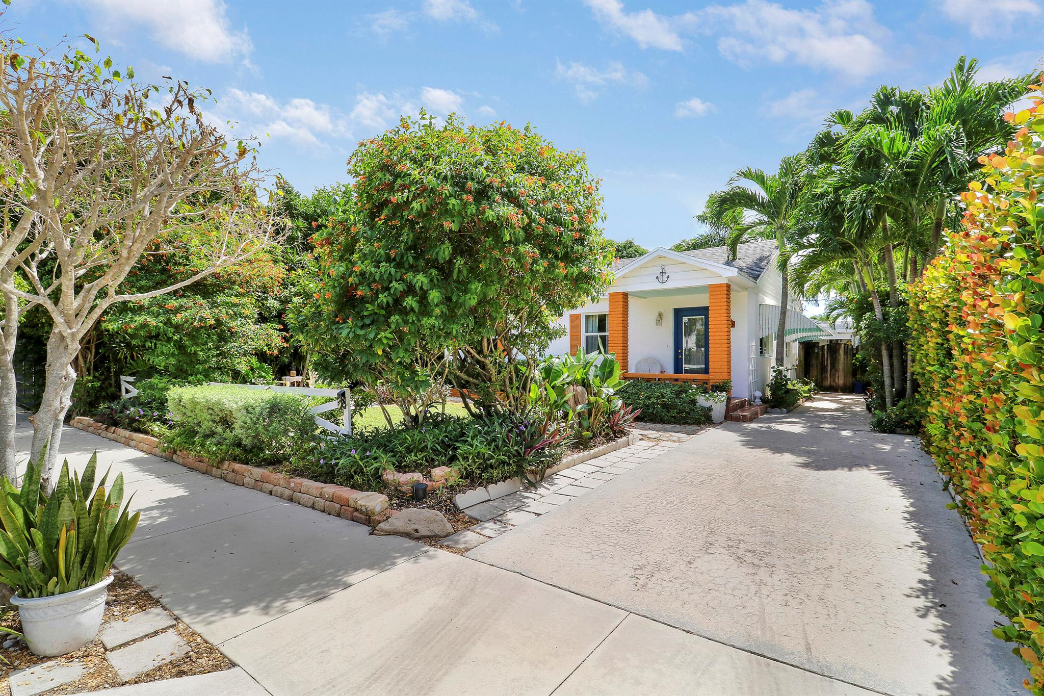 211 Columbia Drive
