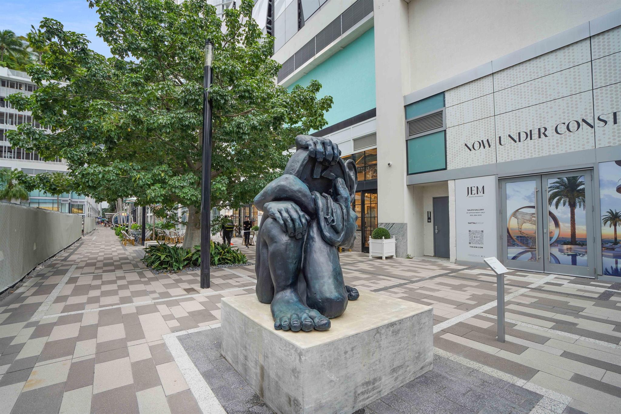 PARAMOUNT MIAMI WORLDCENT - Residential Lease