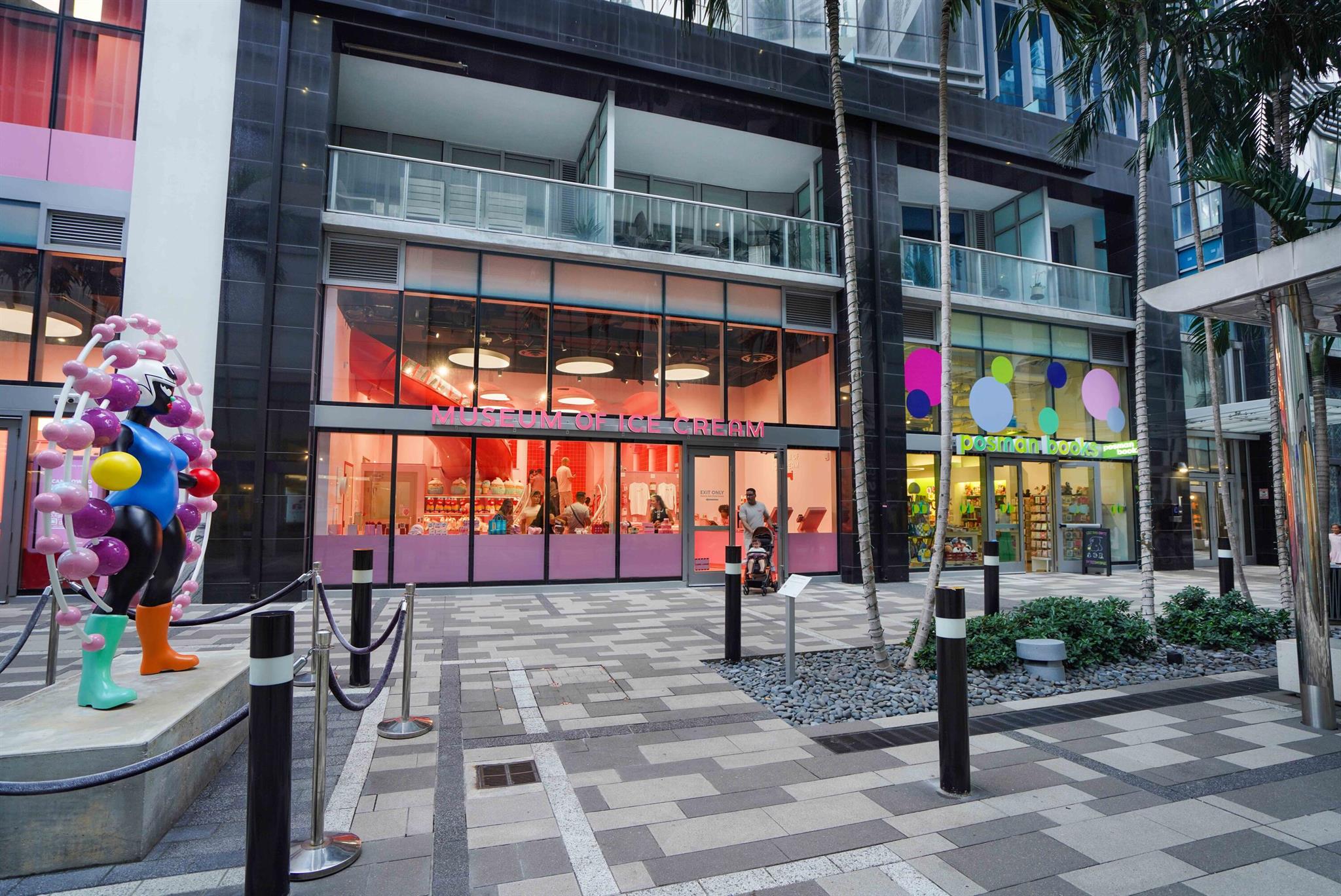 PARAMOUNT MIAMI WORLDCENT - Residential Lease