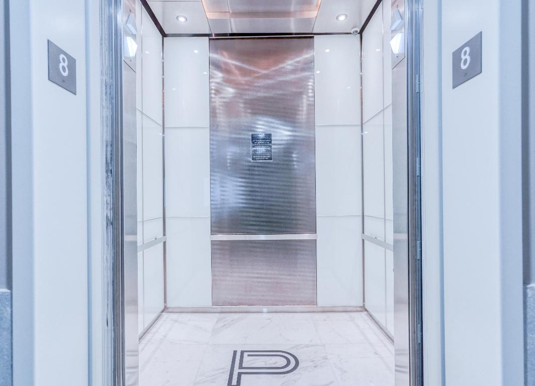 PARAMOUNT MIAMI WORLDCENTER - Residential Lease