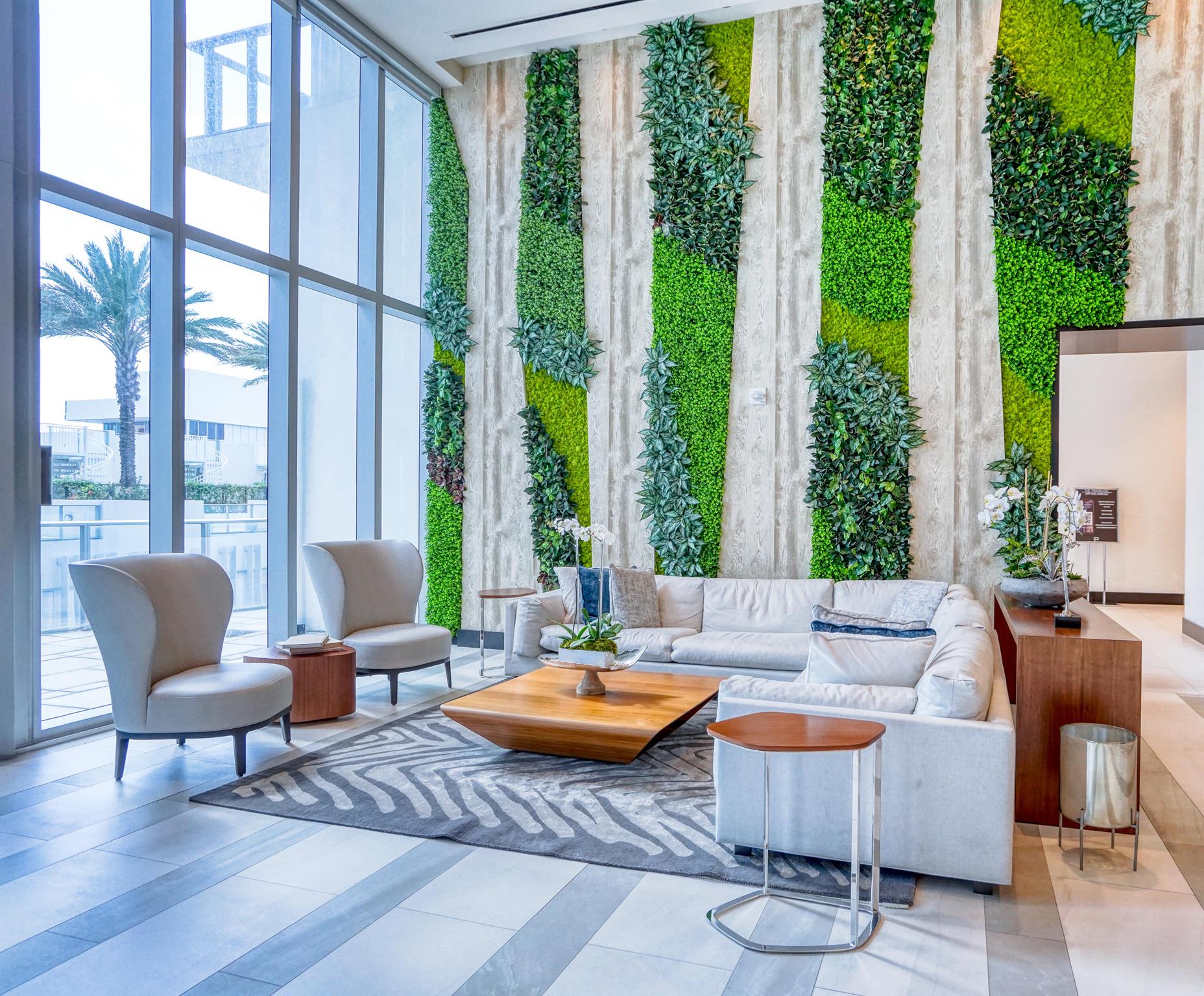 PARAMOUNT MIAMI WORLDCENT - Residential Lease