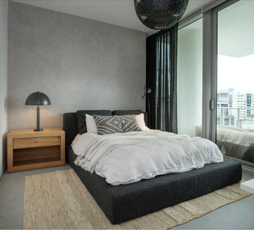 PARAMOUNT MIAMI WORLDCENTER - Residential Lease