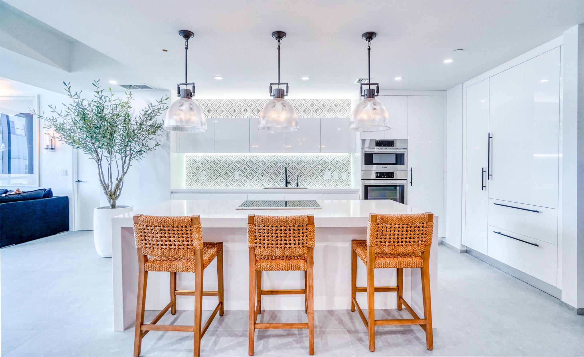 PARAMOUNT MIAMI WORLDCENT - Residential Lease
