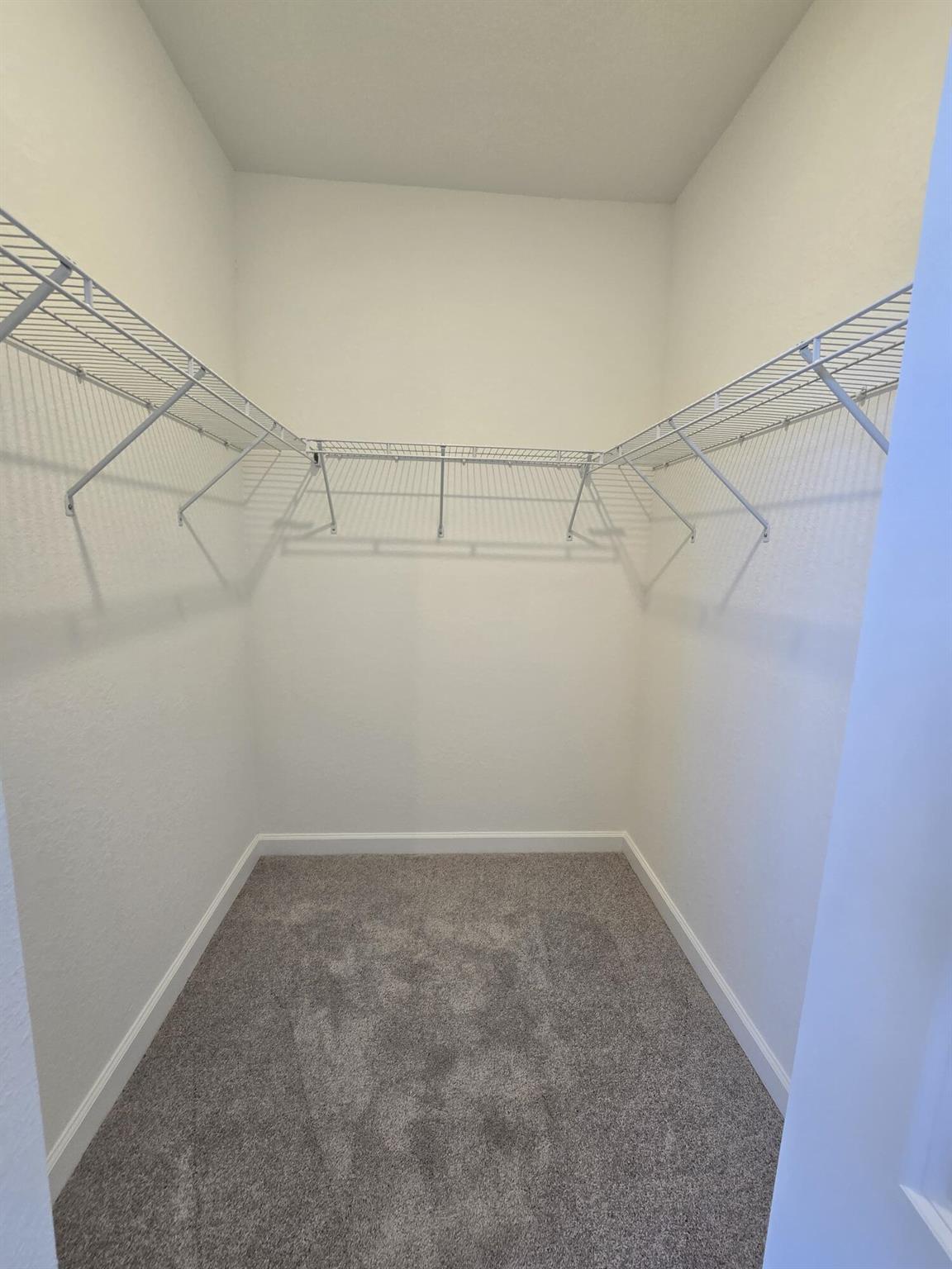 LOT 8 BLK 2 - Residential Lease