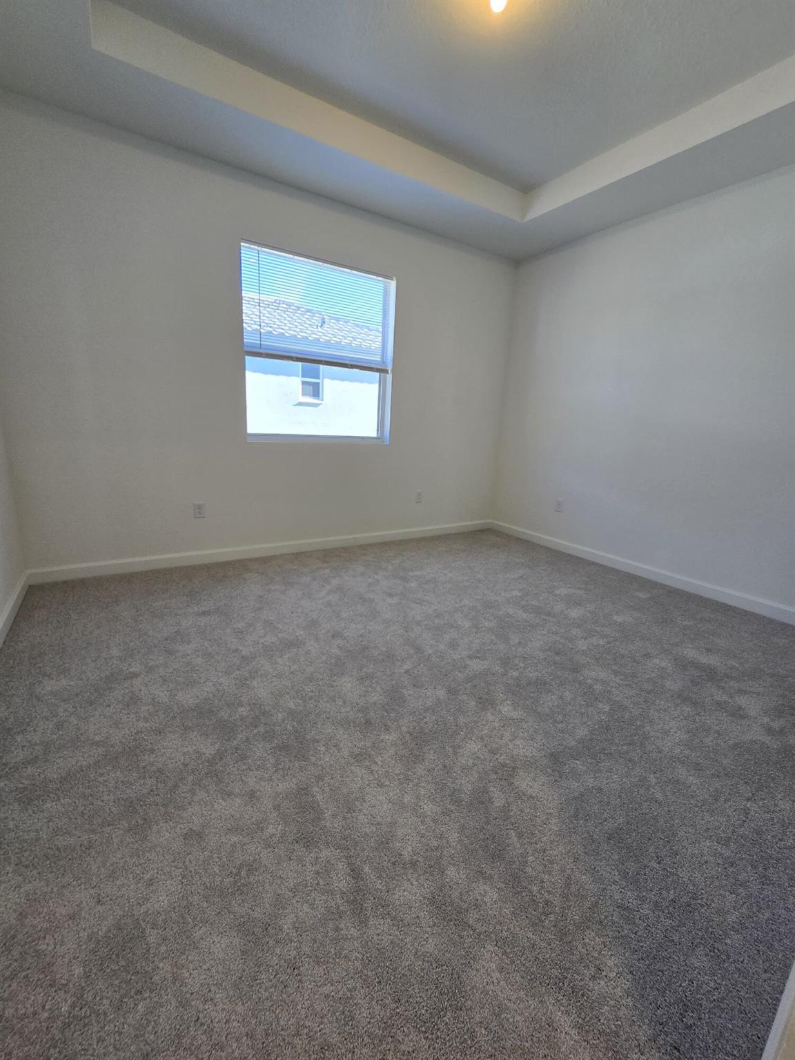 LOT 8 BLK 2 - Residential Lease